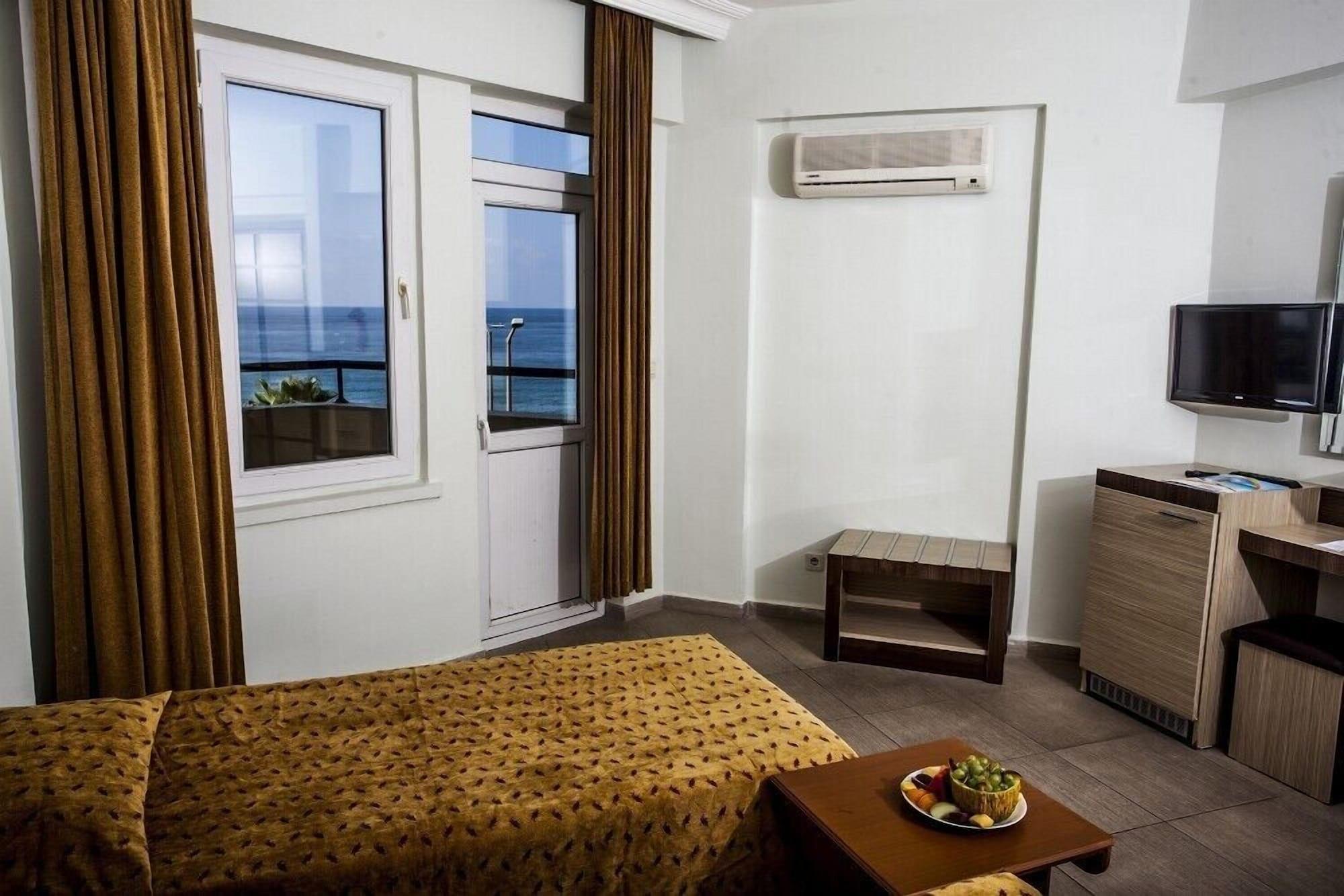 Kleopatra Beach Hotel Аланія Екстер'єр фото
